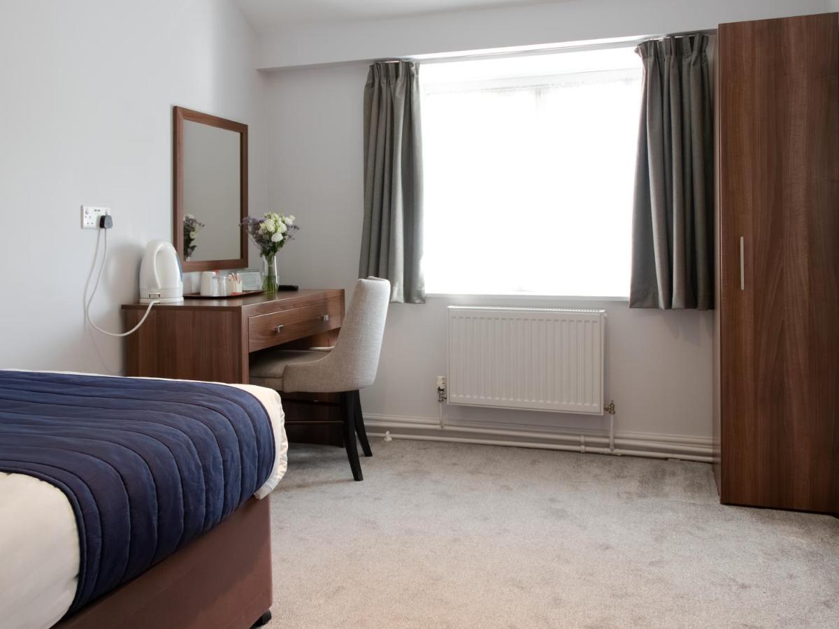 The Holt Hotel Steeple Aston ภายนอก รูปภาพ
