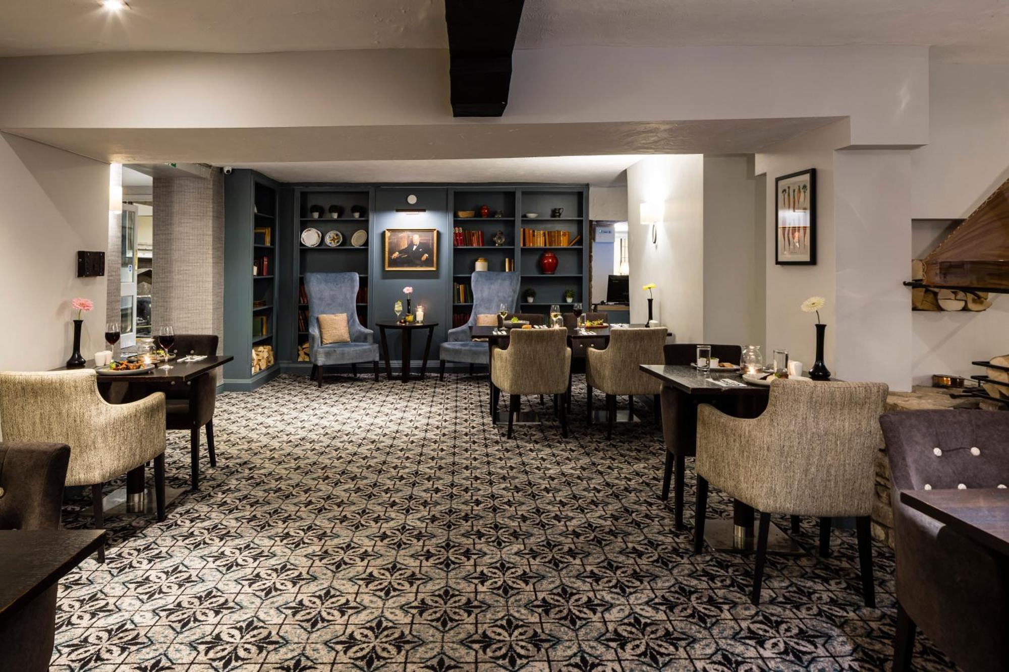 The Holt Hotel Steeple Aston ภายนอก รูปภาพ