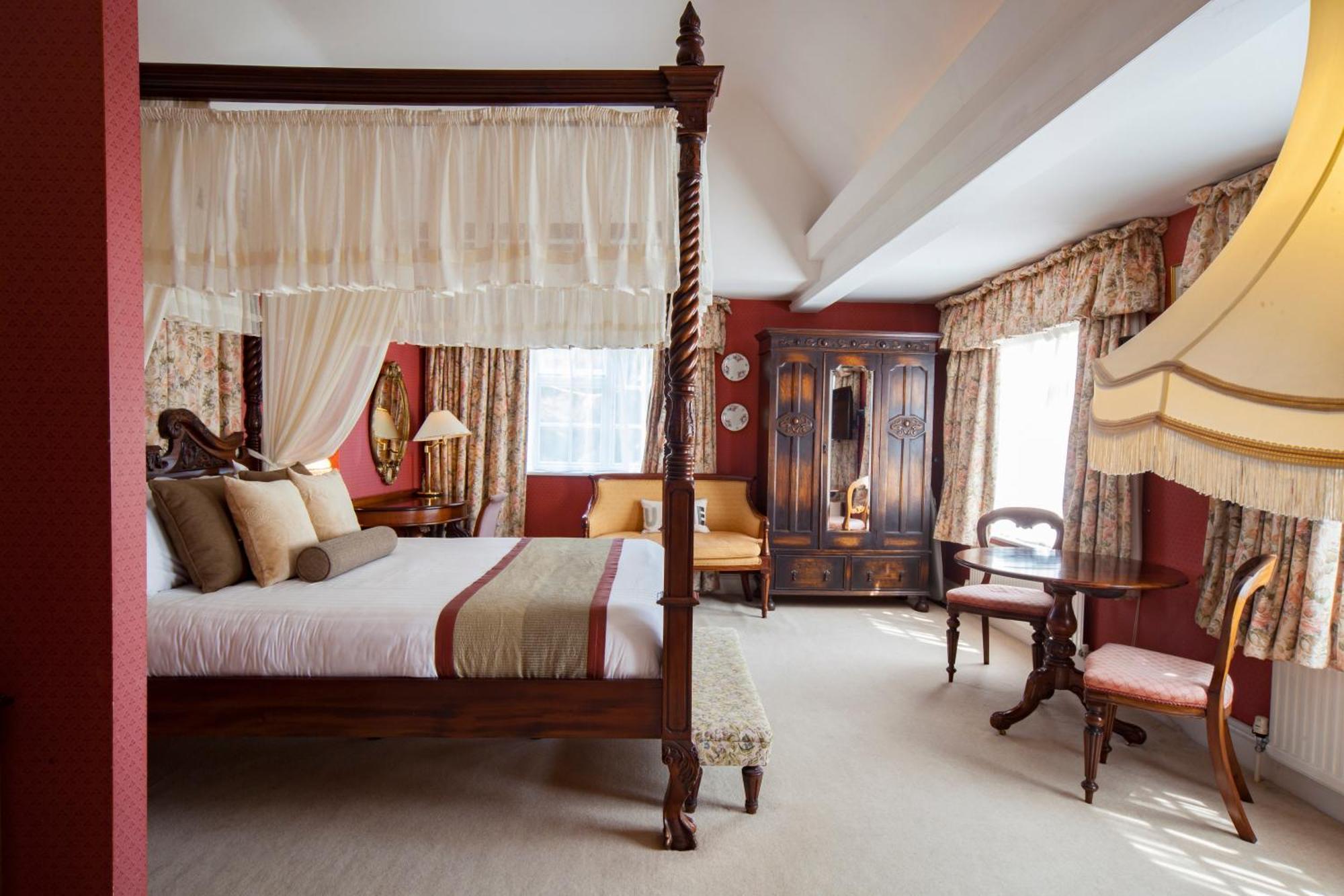 The Holt Hotel Steeple Aston ภายนอก รูปภาพ